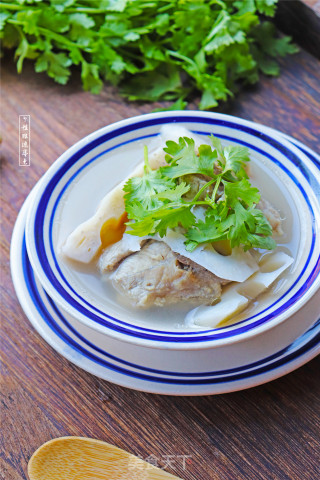 Lotus Root Pork Ribs Soup recipe