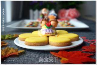 Little Yellow Man Icing Biscuits recipe