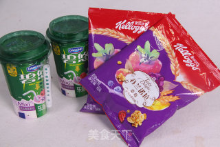 Yogurt Assorted Fruit Cereal recipe