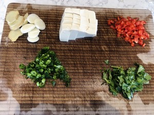 Reduced Fat Cabbage and Enoki Mushroom Tofu Soup recipe