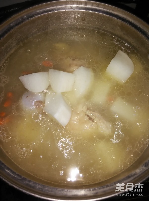 Pig Bone Wolfberry Health Soup recipe