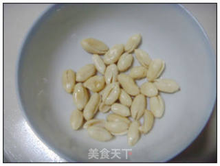 Peanut and Red Dates Custard Porridge. recipe