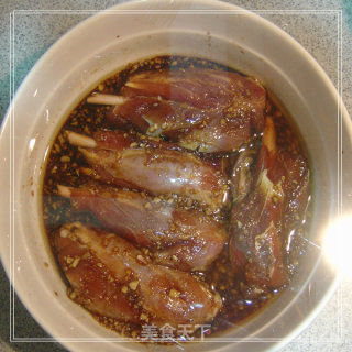 The Seasons Change and The Diet Also Changes-----spicy Roasted Inch Bones recipe