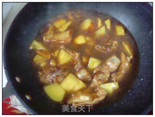 Stewed Pork Ribs with Potatoes. recipe