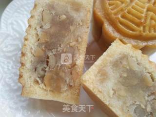 Cantonese Moon Cakes with Various Fillings recipe