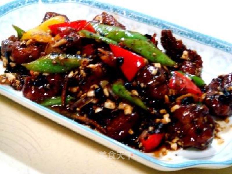 Chopped Ribs to Make "fragrant Fried Inch Bones" recipe