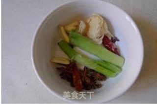 Beauty and Nourishment-soy Bean Clay Pork Feet recipe