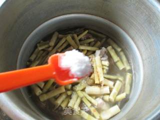 Boiled Keel with Wild Bamboo Shoots recipe