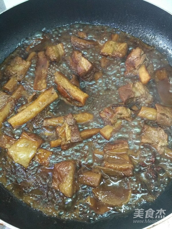 Braised Boneless Pork Ribs with Yam recipe