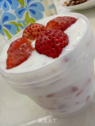 Strawberry Yogurt recipe