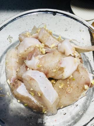 Fried Monkfish with Garlic recipe