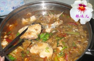 Stewed Fish Hot Pot with Ear Dish recipe