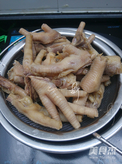 Homemade Pickled Chicken Feet recipe