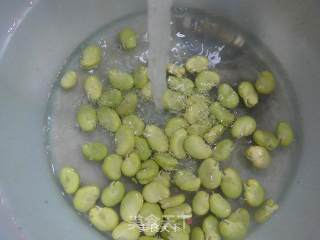Plum and Vegetable Broad Bean Soup recipe