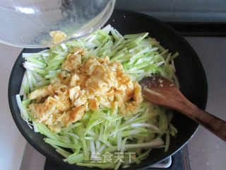 Scrambled Eggs with Chives recipe