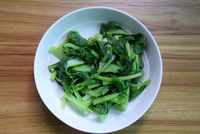 Noodles with Shacha Sauce and Green Vegetables recipe