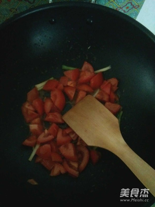 Tomato Noodle Fish Soup recipe