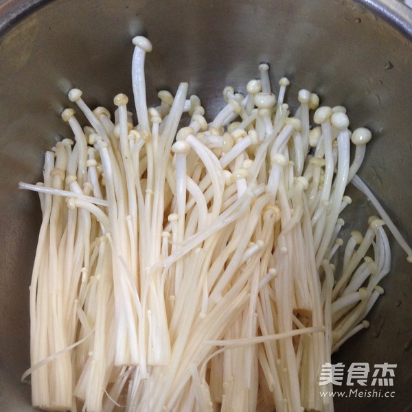 Noodles with Sesame Sauce recipe