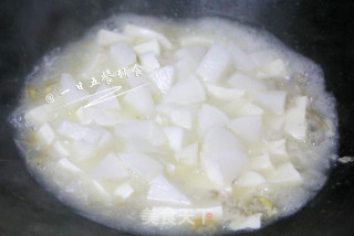 Radish Tofu Soup recipe