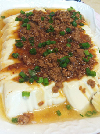 Steamed Tofu with Minced Pork in Oyster Sauce
