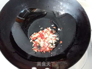 Chopped Pepper Fungus Mixed with Broccoli recipe