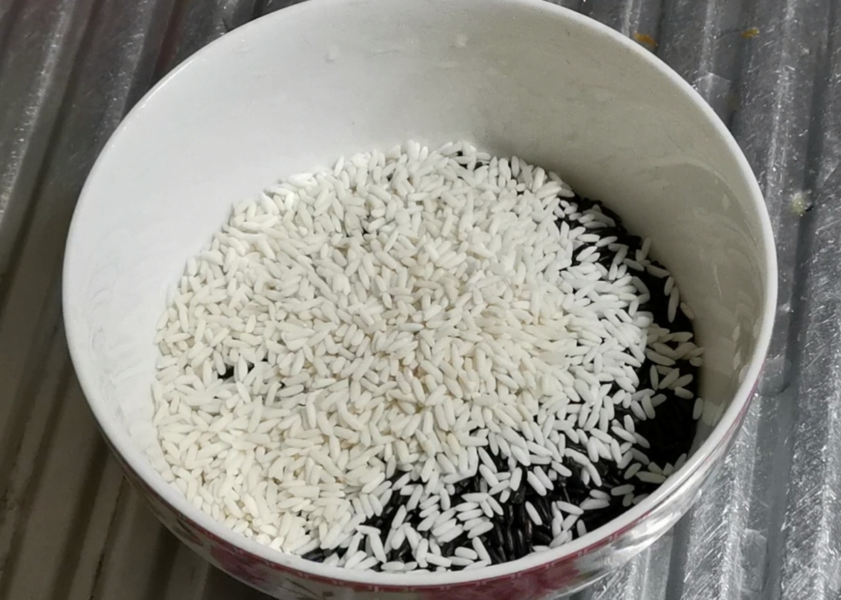 Sweet Black Rice Glutinous Rice recipe