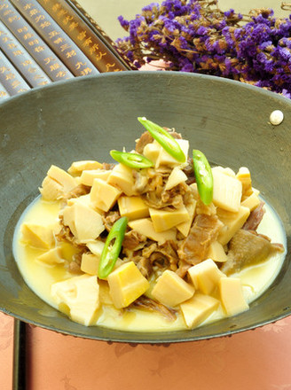 Roasted Bamboo Shoots with Duck