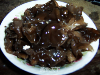 Refreshing and Beautifying Fungus Fried Rapeseed recipe