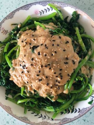 Sesame Sauce Chrysanthemum recipe