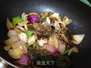 Stir-fried Beef Slices with Onion recipe