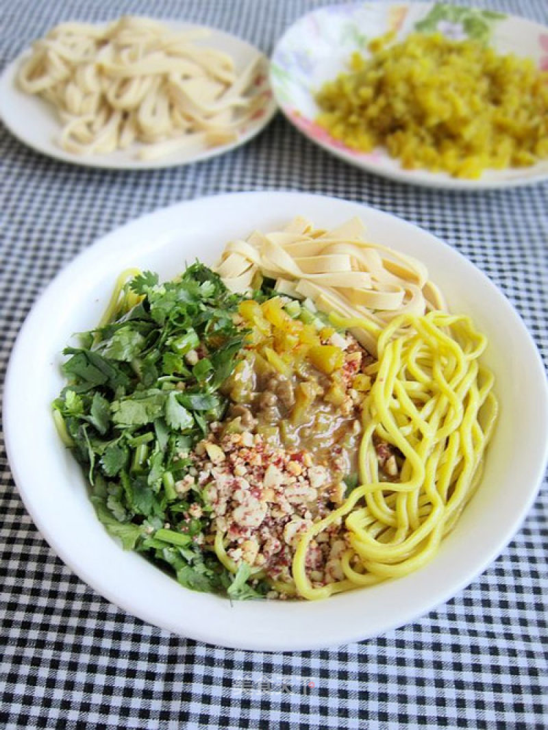 Homemade Hot Dry Noodles recipe