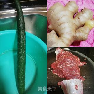 Stir-fried Cucumber with Beef Tendon recipe