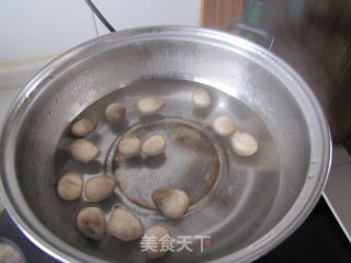 Braised Double Mushrooms with Pearl recipe