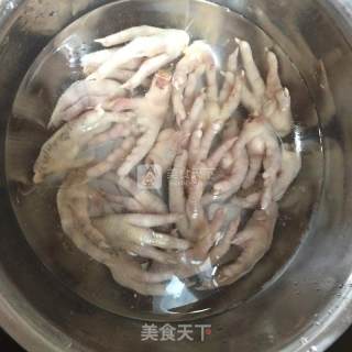 Black Bean Stewed Chicken Feet recipe