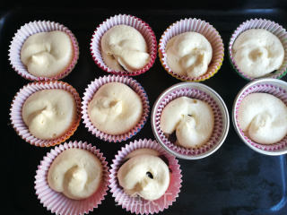 Light Cream Cranberry Cupcakes recipe