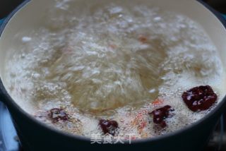 Autumn Replenishing Qi Soup----astragalus Chicken Soup recipe