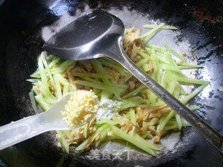 Lamb Tail Bamboo Shoots Fried Lettuce recipe