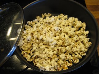 Vanilla Butter Popcorn recipe