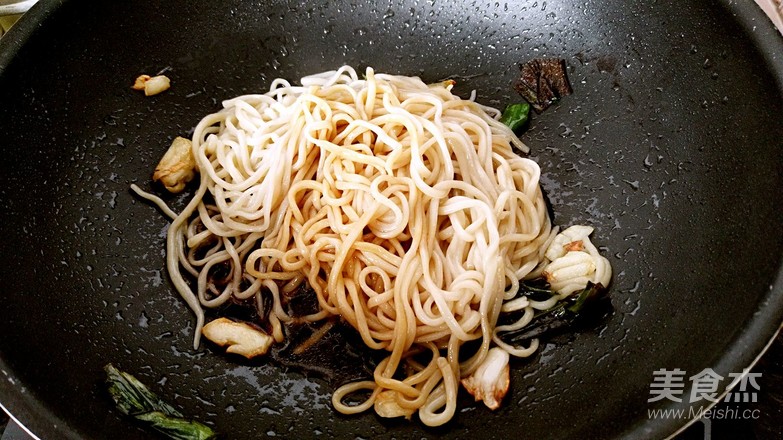 Noodles with Sesame Sauce recipe