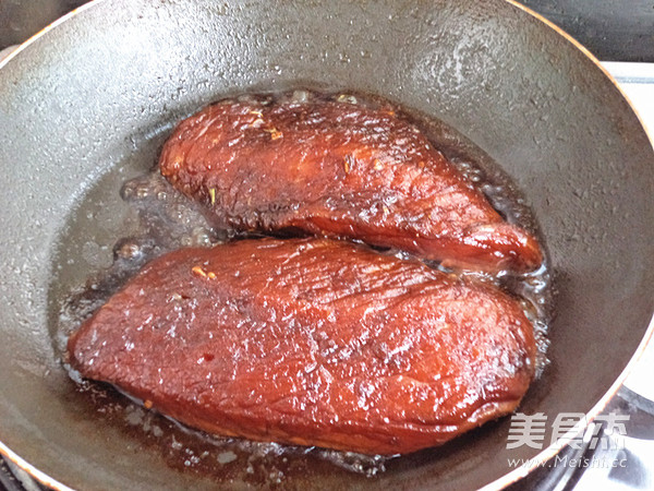 Pan-fried Pork Neck recipe