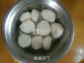 Kelp and Water Chestnut Pork Knuckle Soup recipe