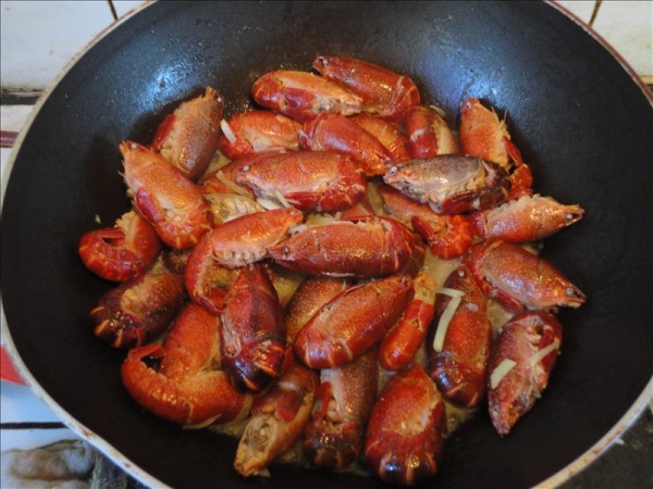 Thirteen Fragrant Crayfish recipe