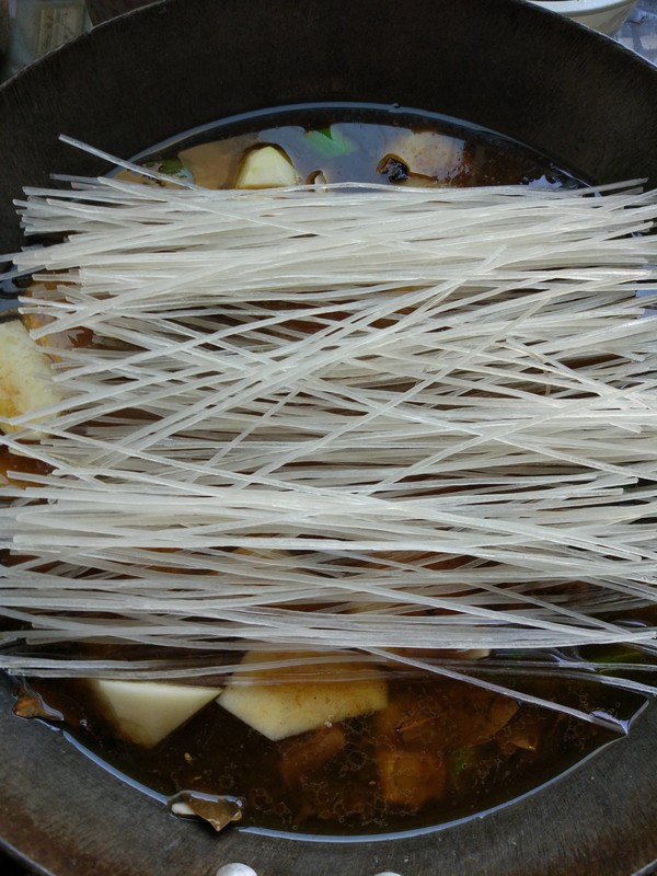 Braised Pork and Potato Noodles recipe