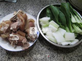 Green Vegetables and Winter Melon Soup recipe