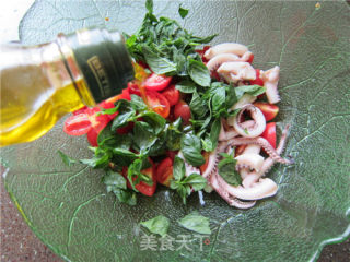 Basil Fresh Squid Noodle recipe