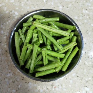 Cold Beans with Fungus recipe