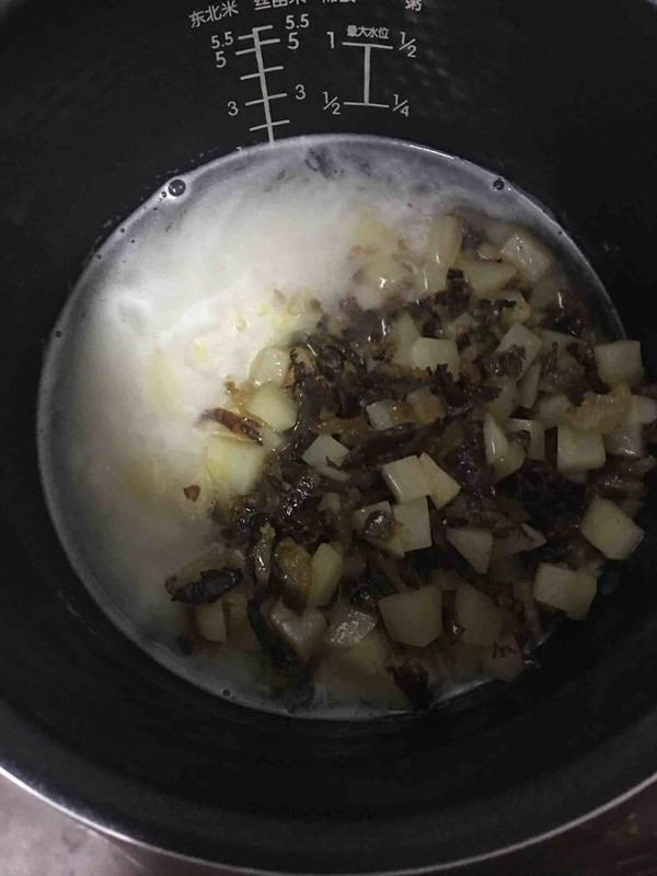 Dried Potato Braised Rice recipe