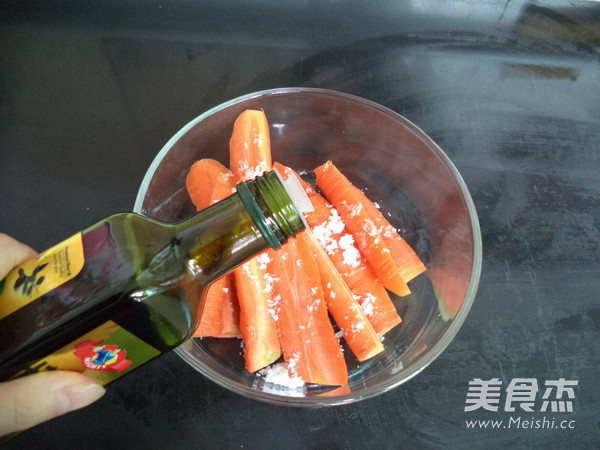 Roasted Carrots with Black Pepper recipe