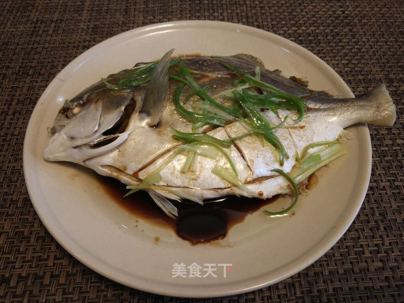 Steamed Golden Pomfret recipe