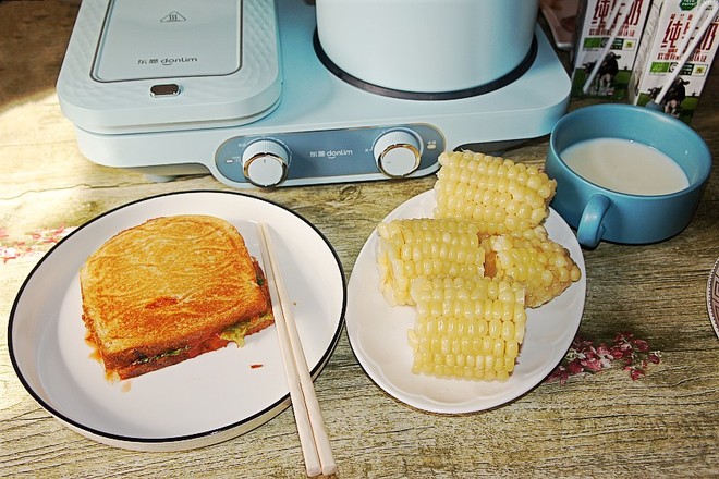 Breakfast: Milk Corn Sandwich recipe